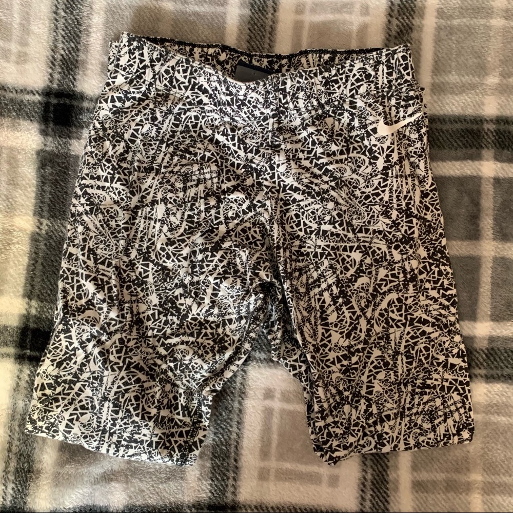 Nike capris